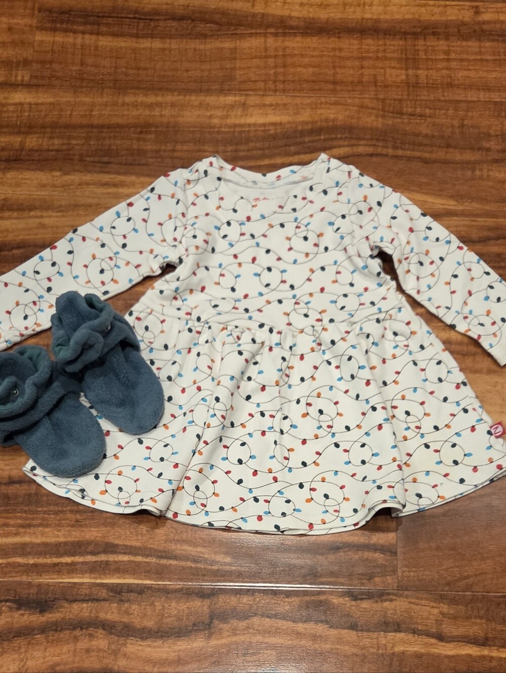 Zutano EUC 18 months ivory long sleeve holiday lights dress and fleece booties